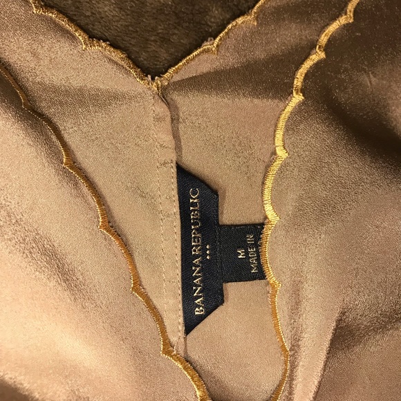 Very cute banana republic shirt - Picture 3 of 5